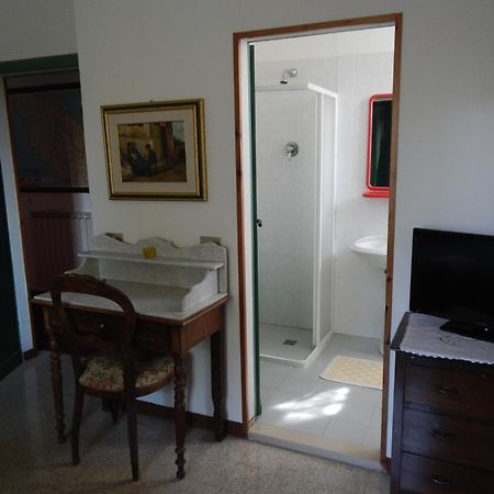 Residence Il Colle Collestrada Bilik gambar