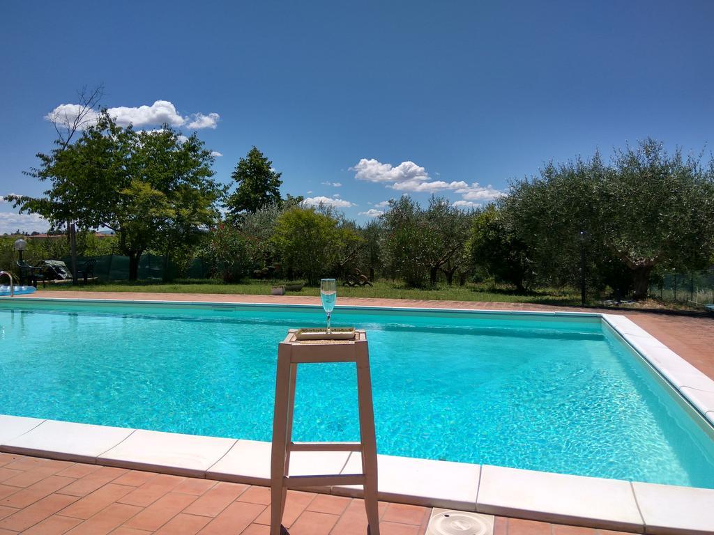 Residence Il Colle Collestrada Luaran gambar